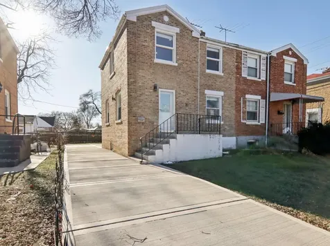 4208 Oak Street Bellwood IL 60104