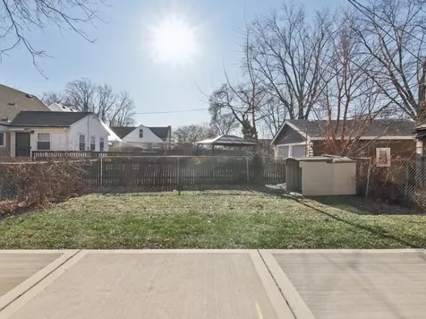 4208 Oak Street Bellwood IL 60104