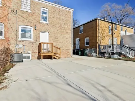 4208 Oak Street Bellwood IL 60104