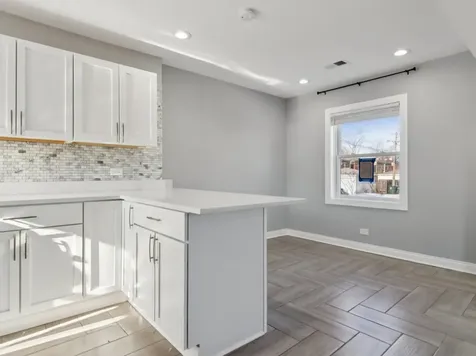 4208 Oak Street Bellwood IL 60104