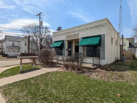 404 North West Avenue Freeport IL 61032