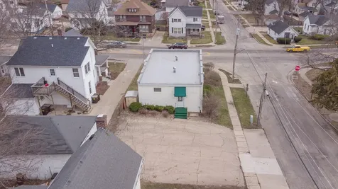 404 North West Avenue Freeport IL 61032