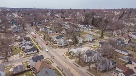 404 North West Avenue Freeport IL 61032