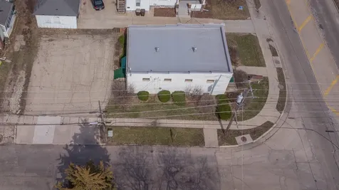 404 North West Avenue Freeport IL 61032