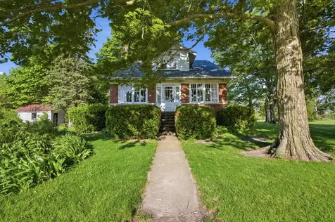 1764 East 500 North Road Cissna Park IL 60924