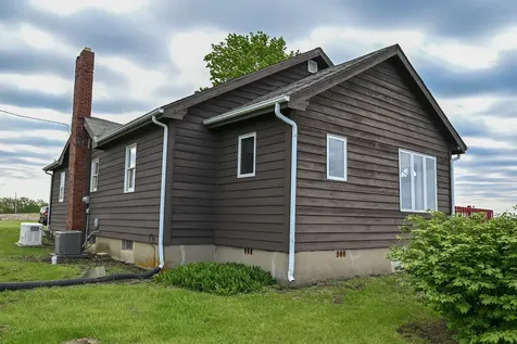 9021 East 2250 North Road Danville IL 61834