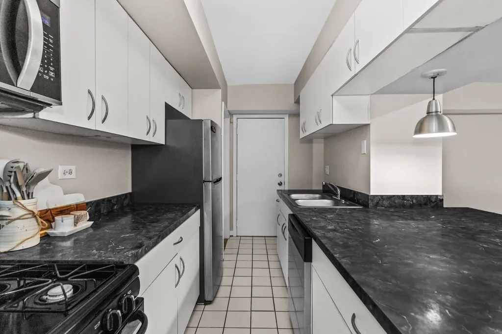 4527 South Drexel Boulevard Chicago IL 60653