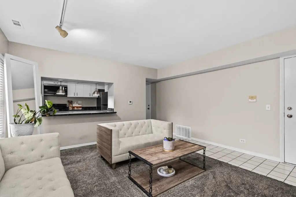 4527 South Drexel Boulevard Chicago IL 60653