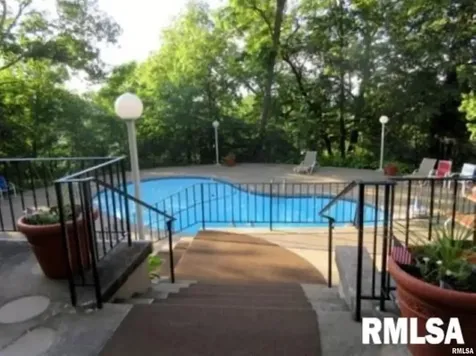 1800 7TH Street East Moline IL 61244
