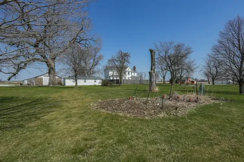 11526 North 3500w Road Manteno IL 60950