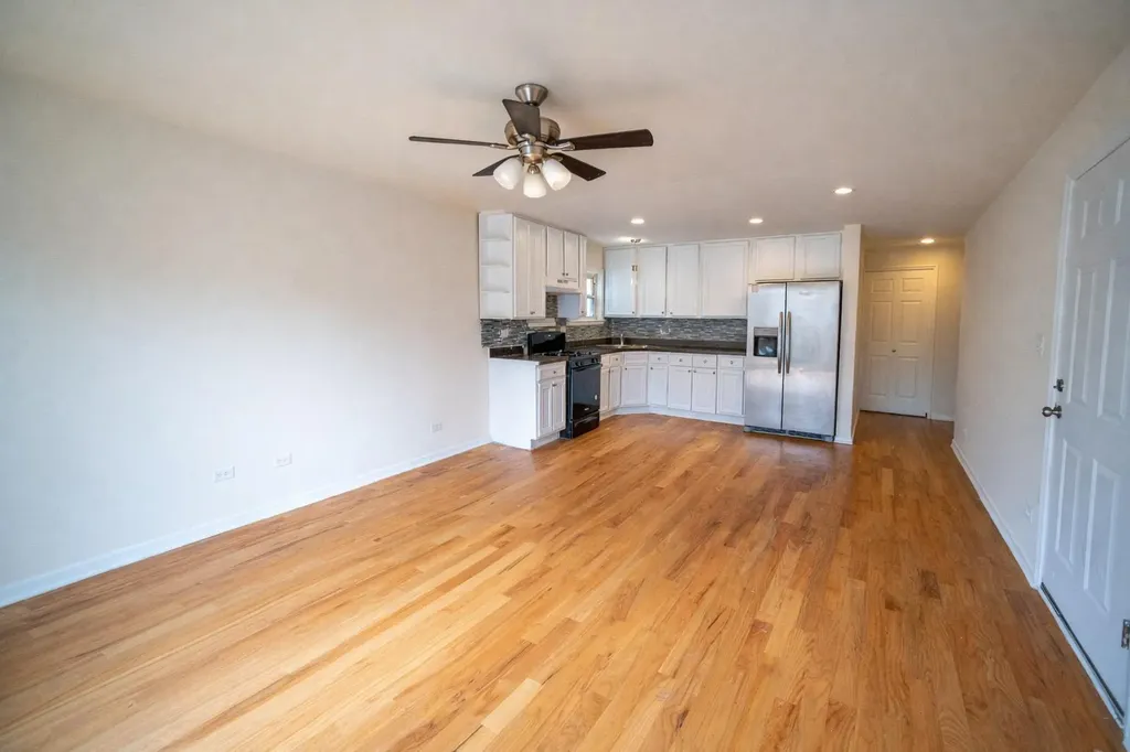 3704 West Lexington Street Chicago IL 60624