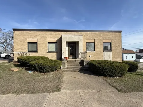 100 E Knox Street Morrison IL 61270