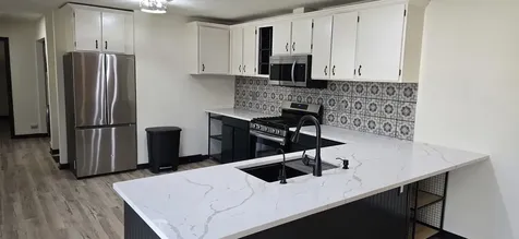 205 North Dale Avenue Mchenry IL 60050