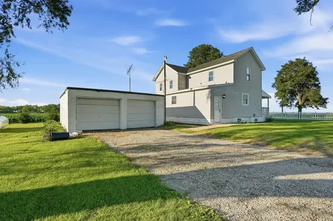 10120 North 1000 East Road Manteno IL 60950