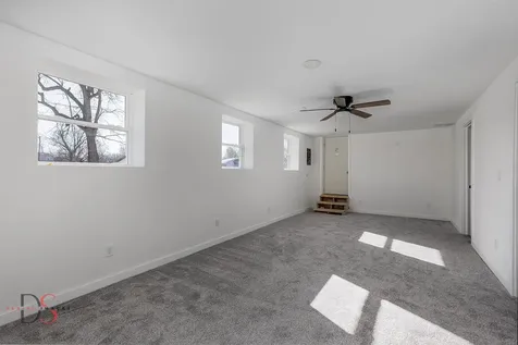 130 West Scott Street Seneca IL 61360