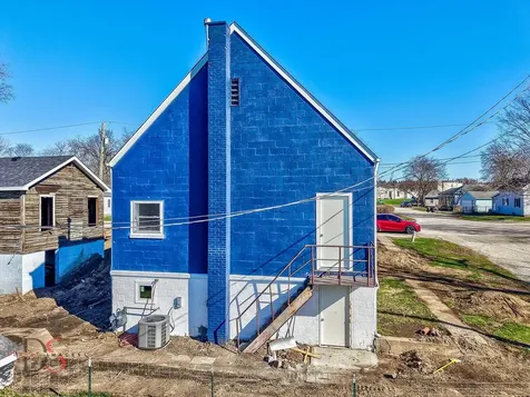 130 West Scott Street Seneca IL 61360