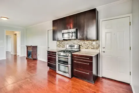 5655 North Spaulding Avenue Chicago IL 60659