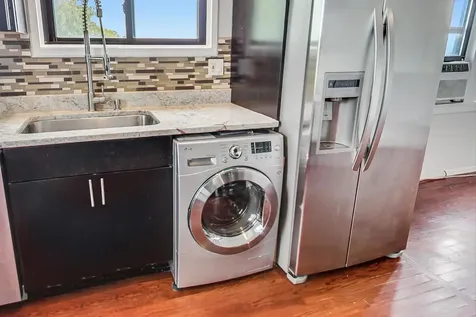 5655 North Spaulding Avenue Chicago IL 60659