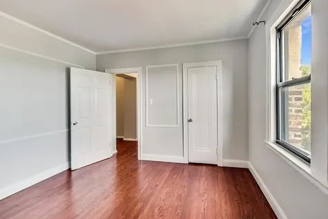 5655 North Spaulding Avenue Chicago IL 60659