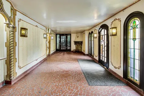 5655 North Spaulding Avenue Chicago IL 60659
