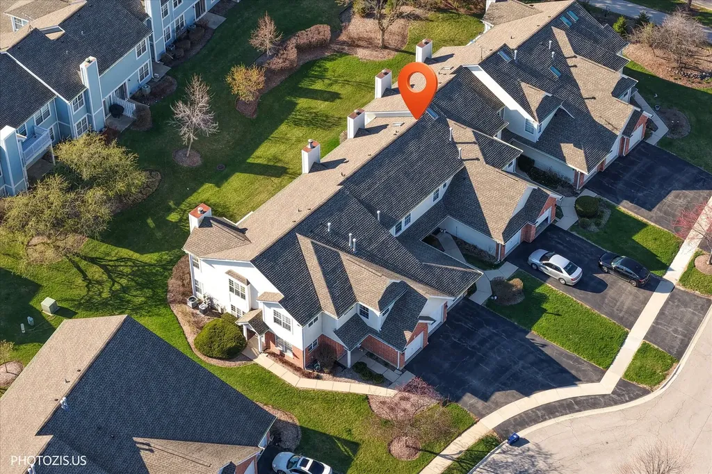 208 Westminster Court Schaumburg IL 60193