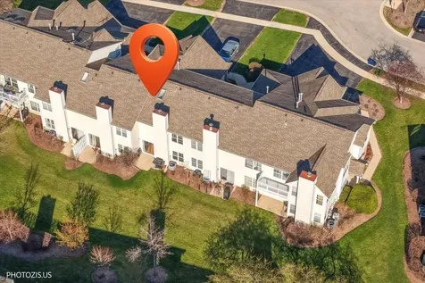 208 Westminster Court Schaumburg IL 60193