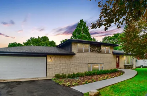 20W309 South Frontage Road Lemont IL 60439