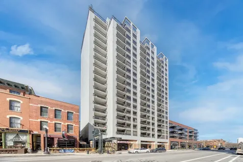 1212 North Wells Street Chicago IL 60610