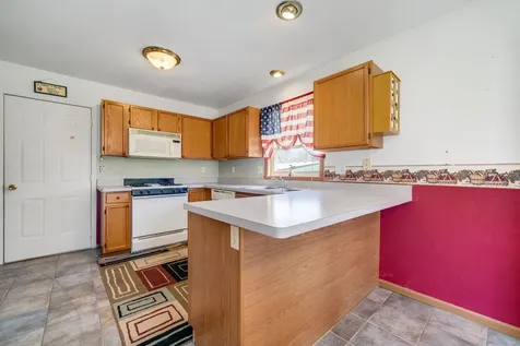 227 Meadow Drive Orangeville IL 61060