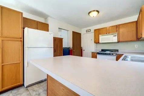 227 Meadow Drive Orangeville IL 61060