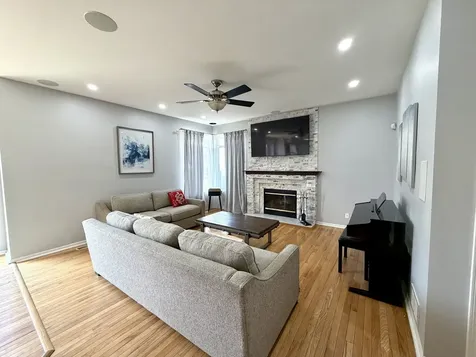 2123 Skylane Drive Naperville IL 60564