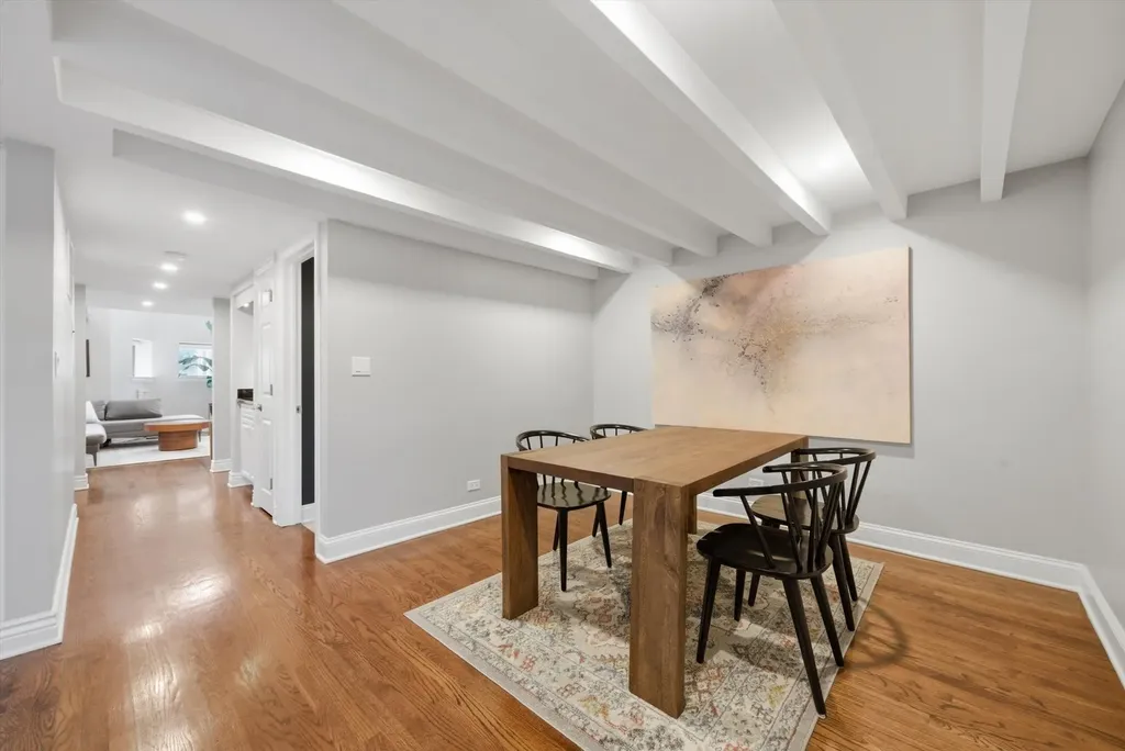 1054 West Armitage Avenue Chicago IL 60614
