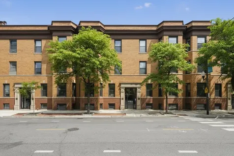 1054 West Armitage Avenue Chicago IL 60614