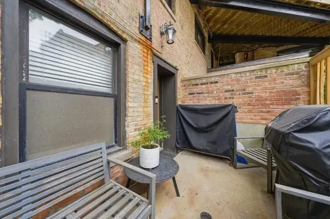 1054 West Armitage Avenue Chicago IL 60614