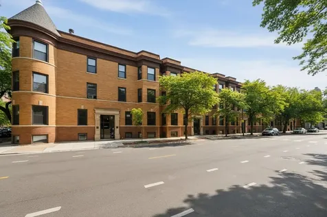 1054 West Armitage Avenue Chicago IL 60614