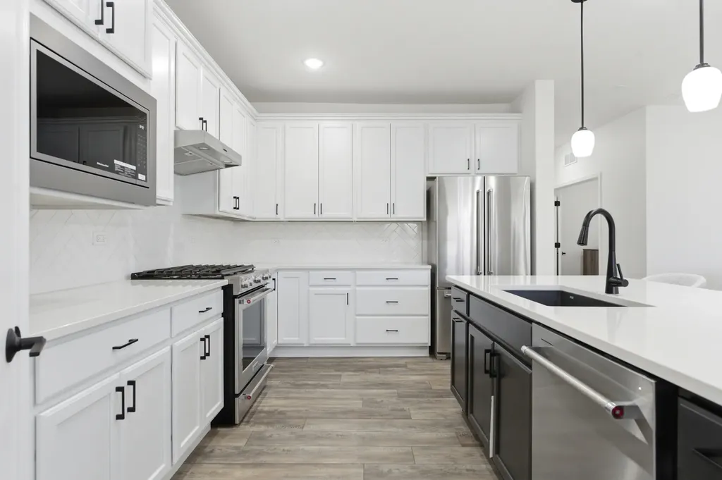 3279 Oak Creek Lane Aurora IL 60503