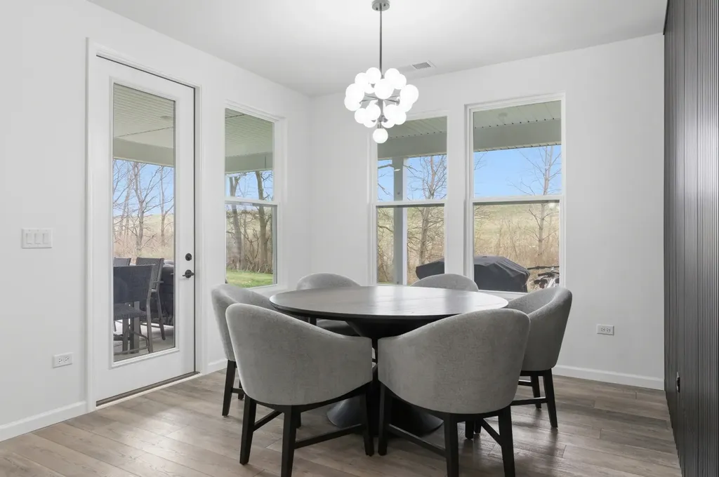 3279 Oak Creek Lane Aurora IL 60503