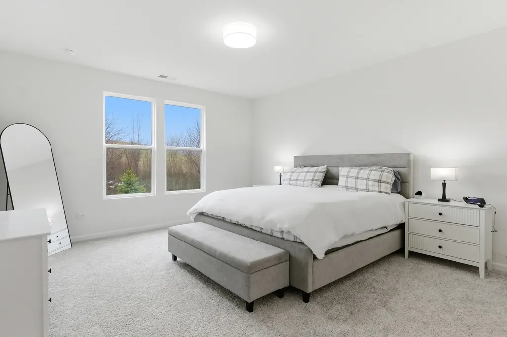 3279 Oak Creek Lane Aurora IL 60503