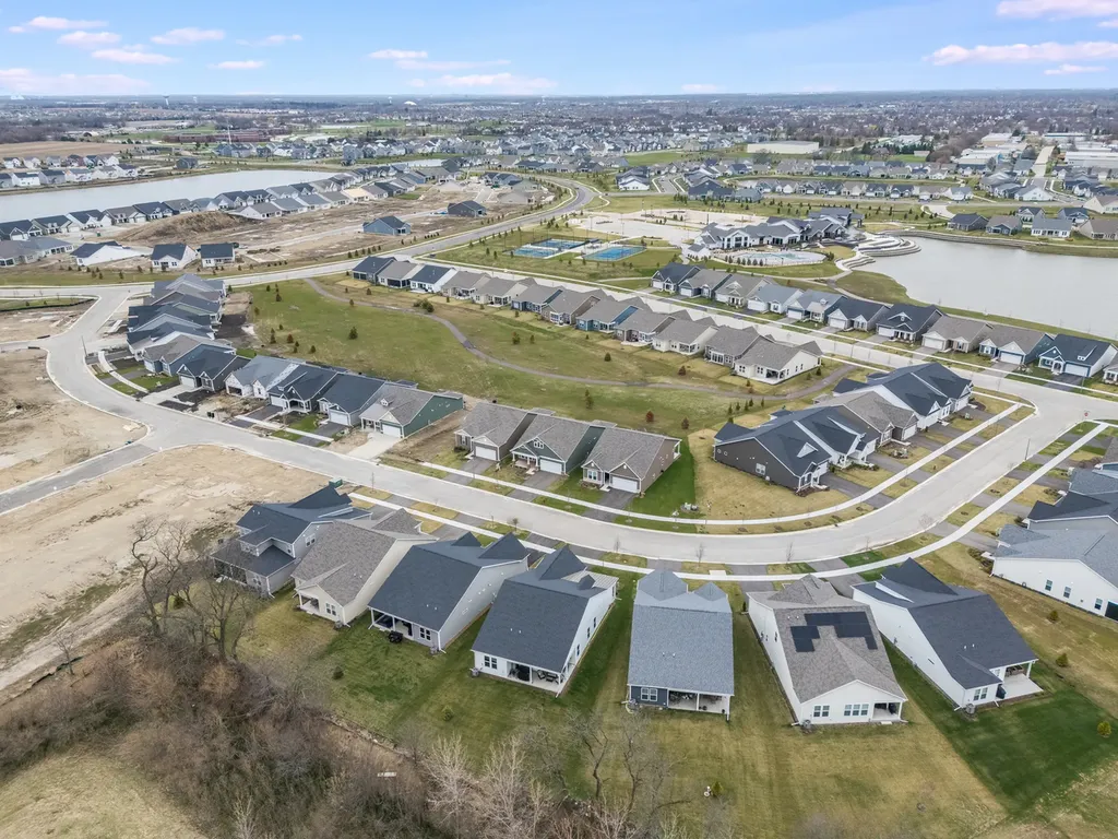 3279 Oak Creek Lane Aurora IL 60503