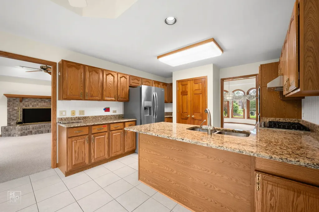 589 Edelweiss Drive Antioch IL 60002