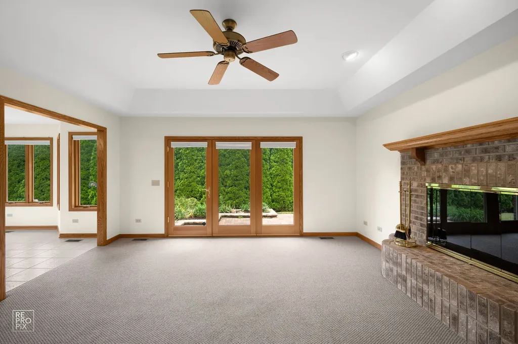589 Edelweiss Drive Antioch IL 60002
