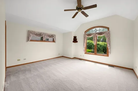 589 Edelweiss Drive Antioch IL 60002