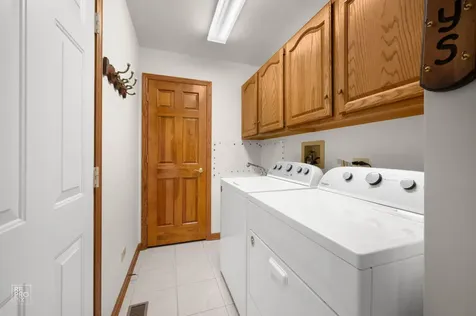 589 Edelweiss Drive Antioch IL 60002