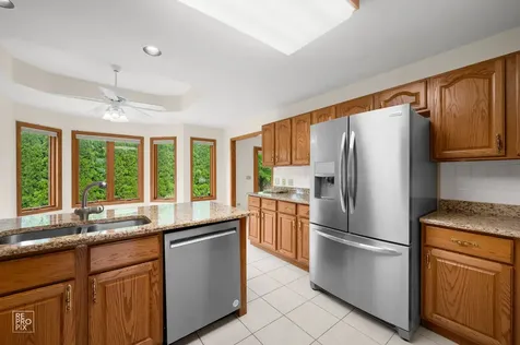 589 Edelweiss Drive Antioch IL 60002