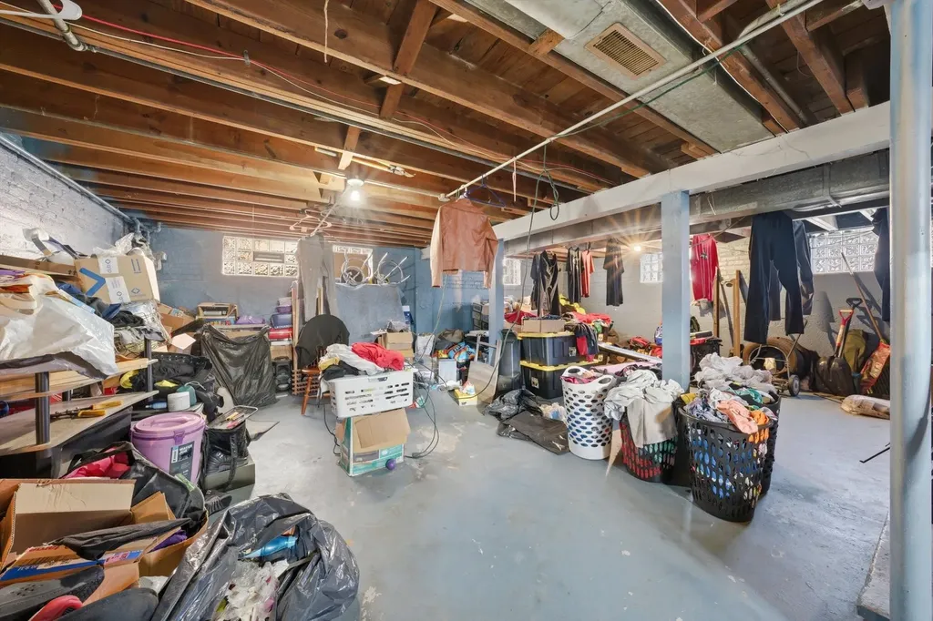 9553 South Greenwood Avenue Chicago IL 60628