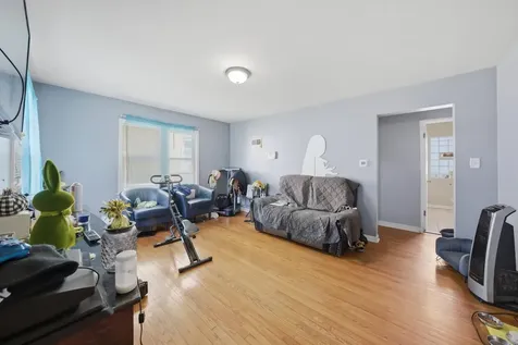 9553 South Greenwood Avenue Chicago IL 60628