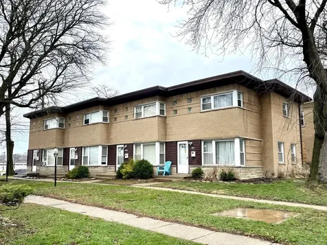 1332 Wentworth Avenue Calumet City IL 60409