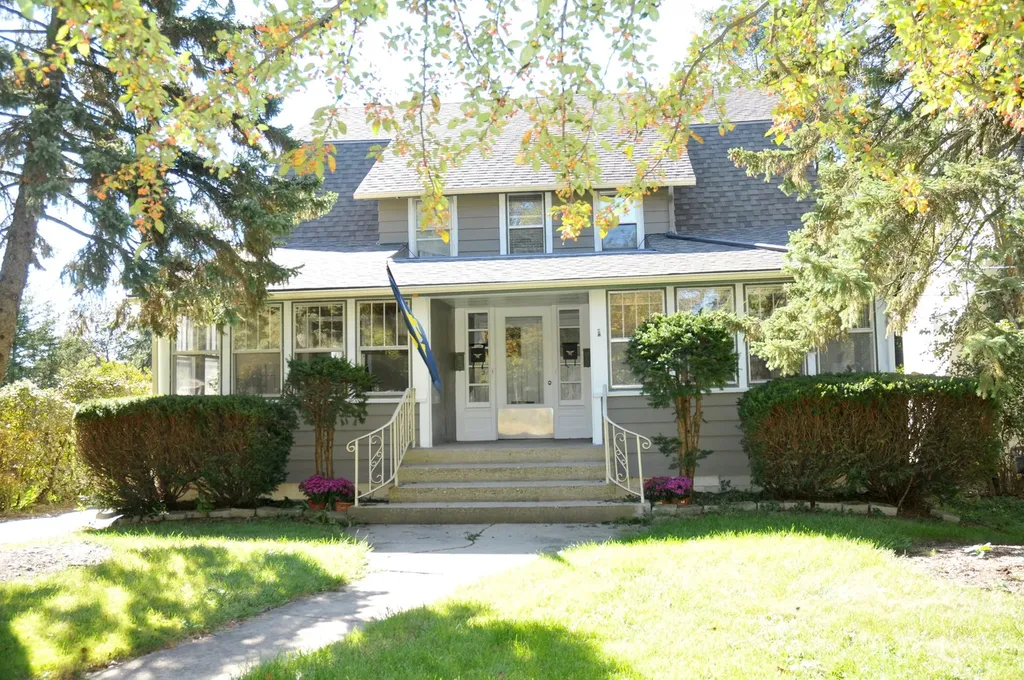 101 Horne Street St. Charles IL 60174