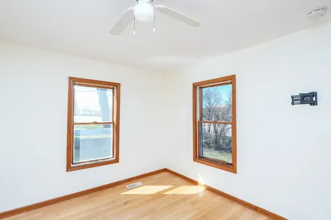 464 North Maple Street Manteno IL 60950