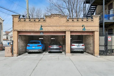2912 North Milwaukee Avenue Chicago IL 60618